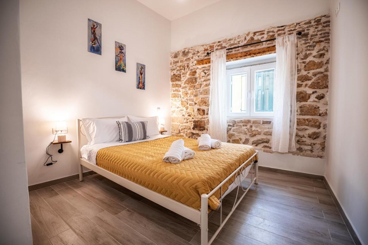 Mitropolis Places Corfu  Luaran gambar